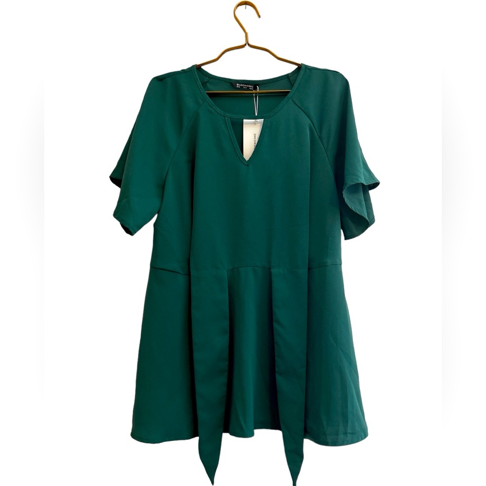 NWT Bloomchic Plain Keyhole Knotted Front Ruffle Sleeve Blouse size 12